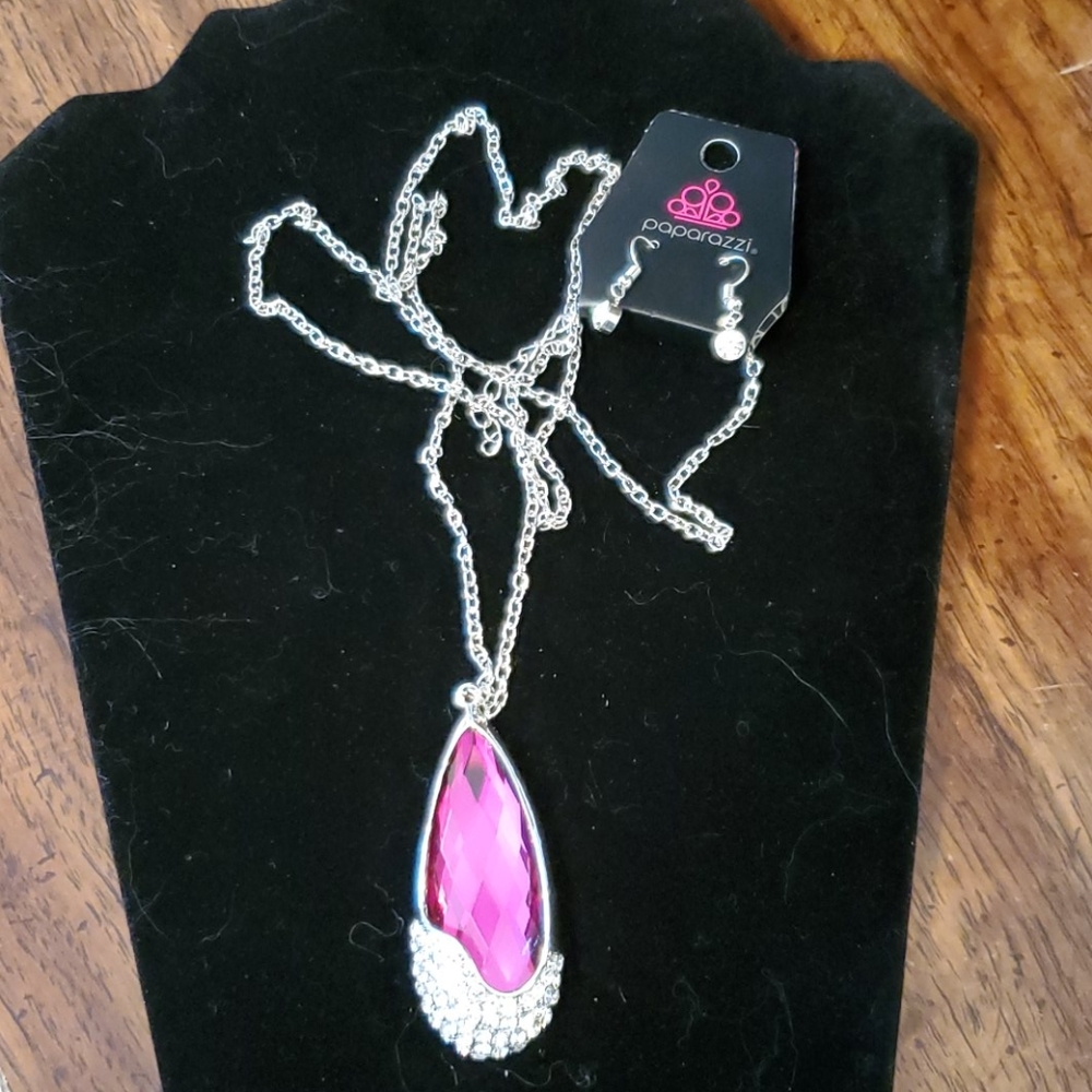 Paparazzi Necklace